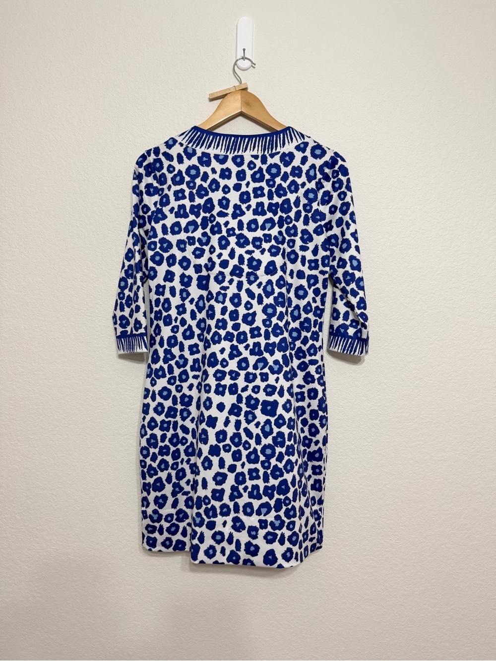 Gretchen Scott Blue and White Leopard Print Dress size small - Picture 3 of 8